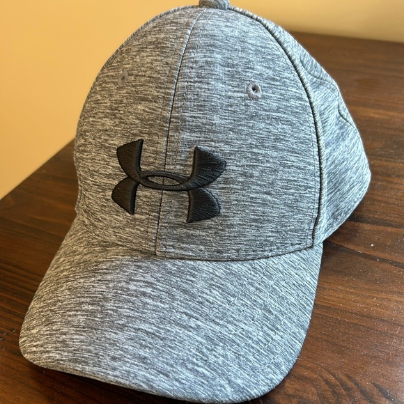 Under Armour Youth Cap Size S/M - Picture 3 of 5